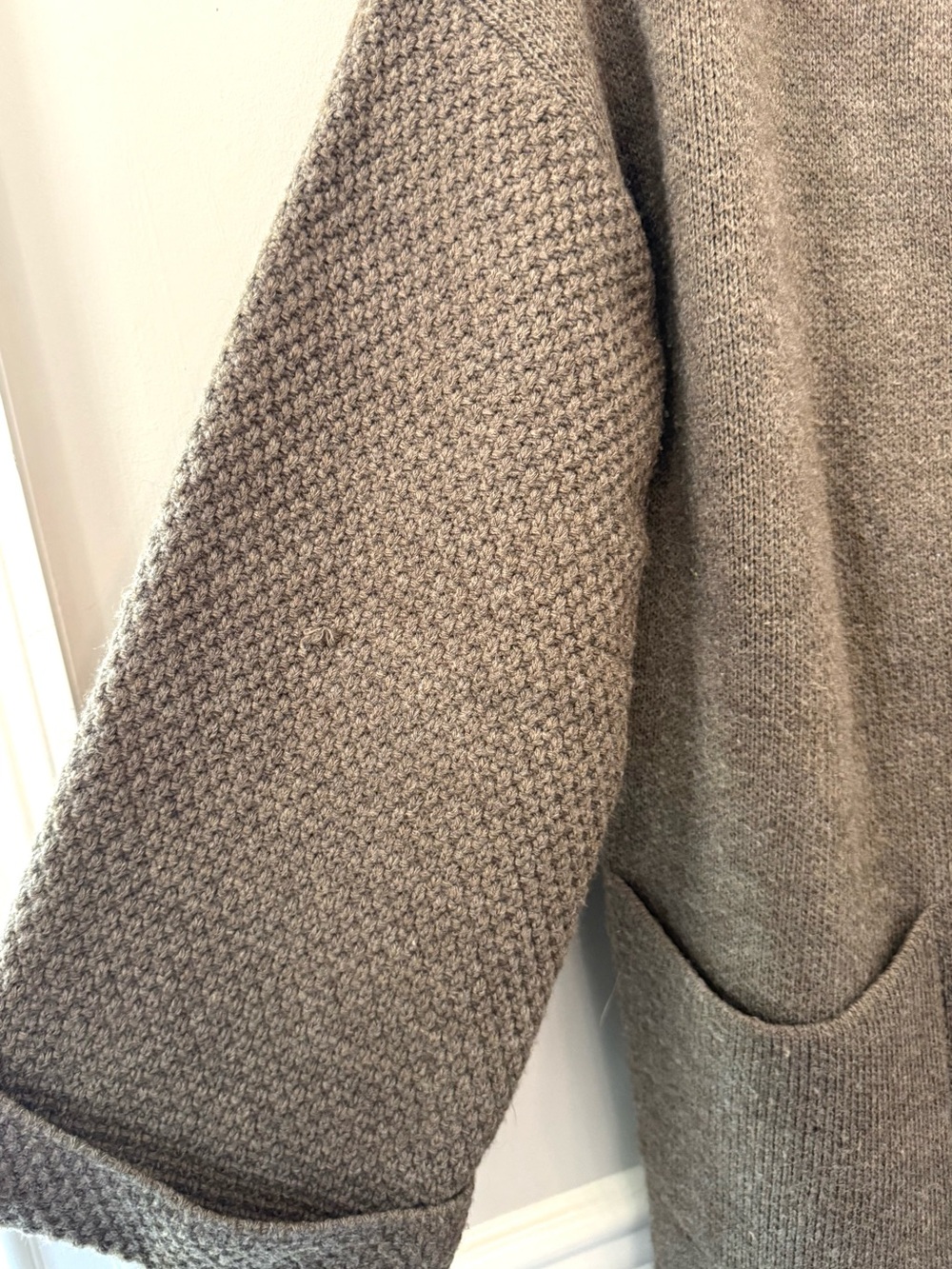 Giovanna Tricot Italy Wool Blend Long Cardigan Taupe Sz XL Pockets Buttons - Picture 8 of 12